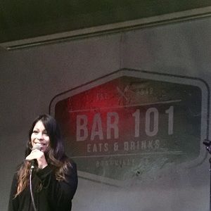 Meet your Posher, Lola